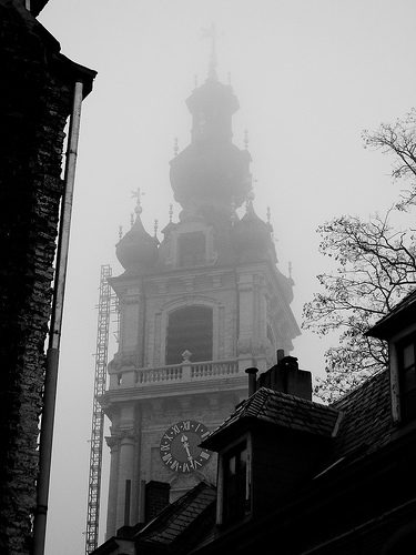Campanario del Ayuntamiento de Mons