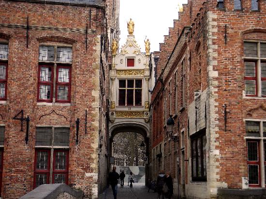 Entrada a Brujas Entrada a Brujas