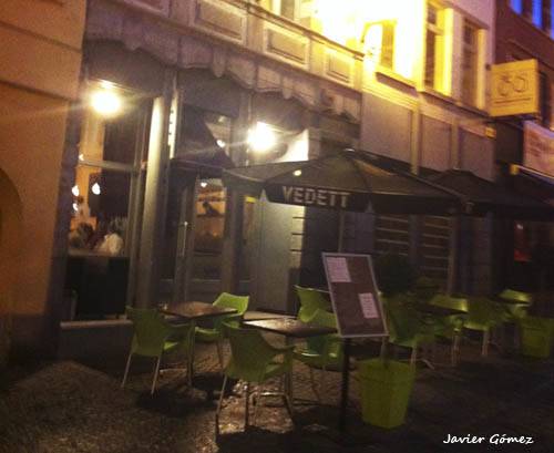 Restaurante LEnvers exterior