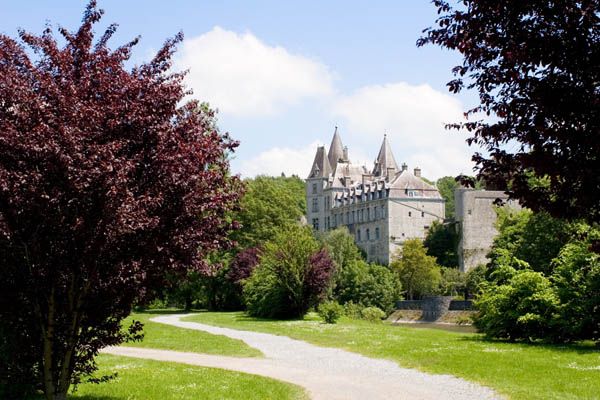 Castillo de Durbuy con su parque 1