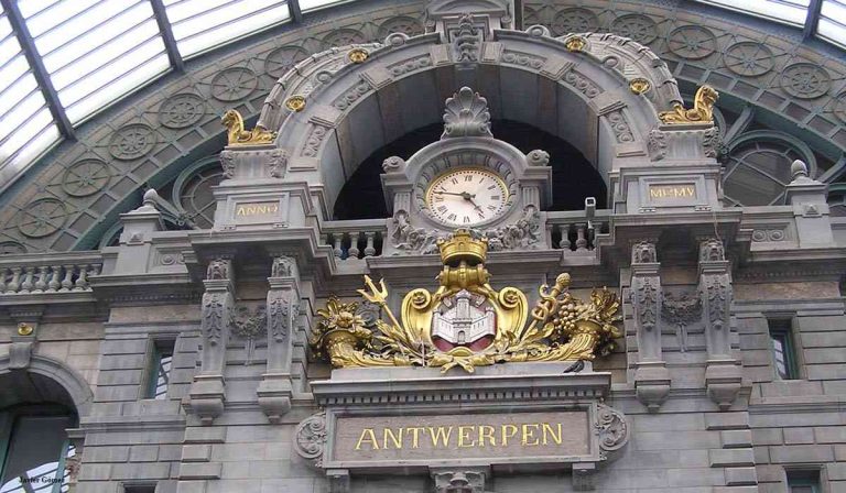 Estaciones de tren en Flandes - Amberes